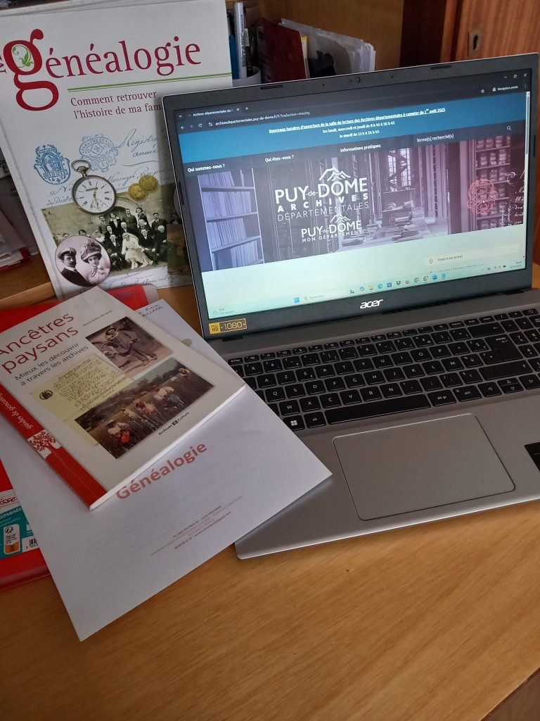 Livres et support pour réaliser des recherches en généalogie familiale